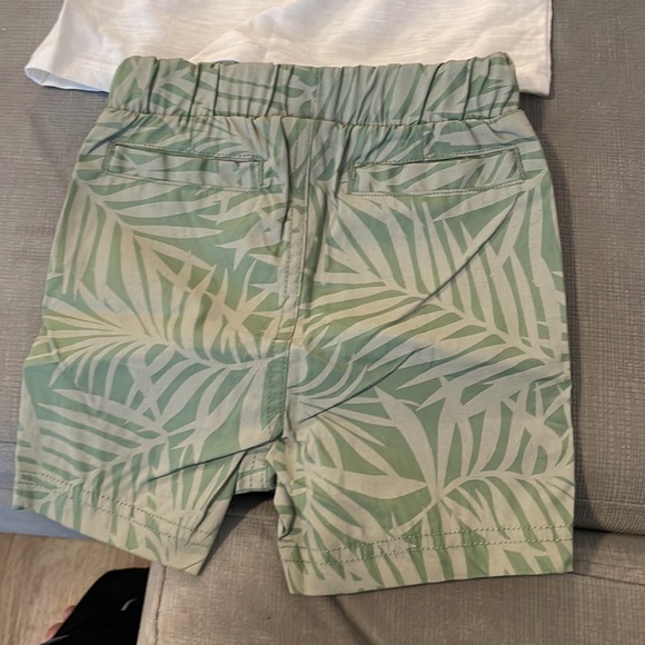 NWT 3-6 month shirt and shorts outfit - Picture 3 of 4